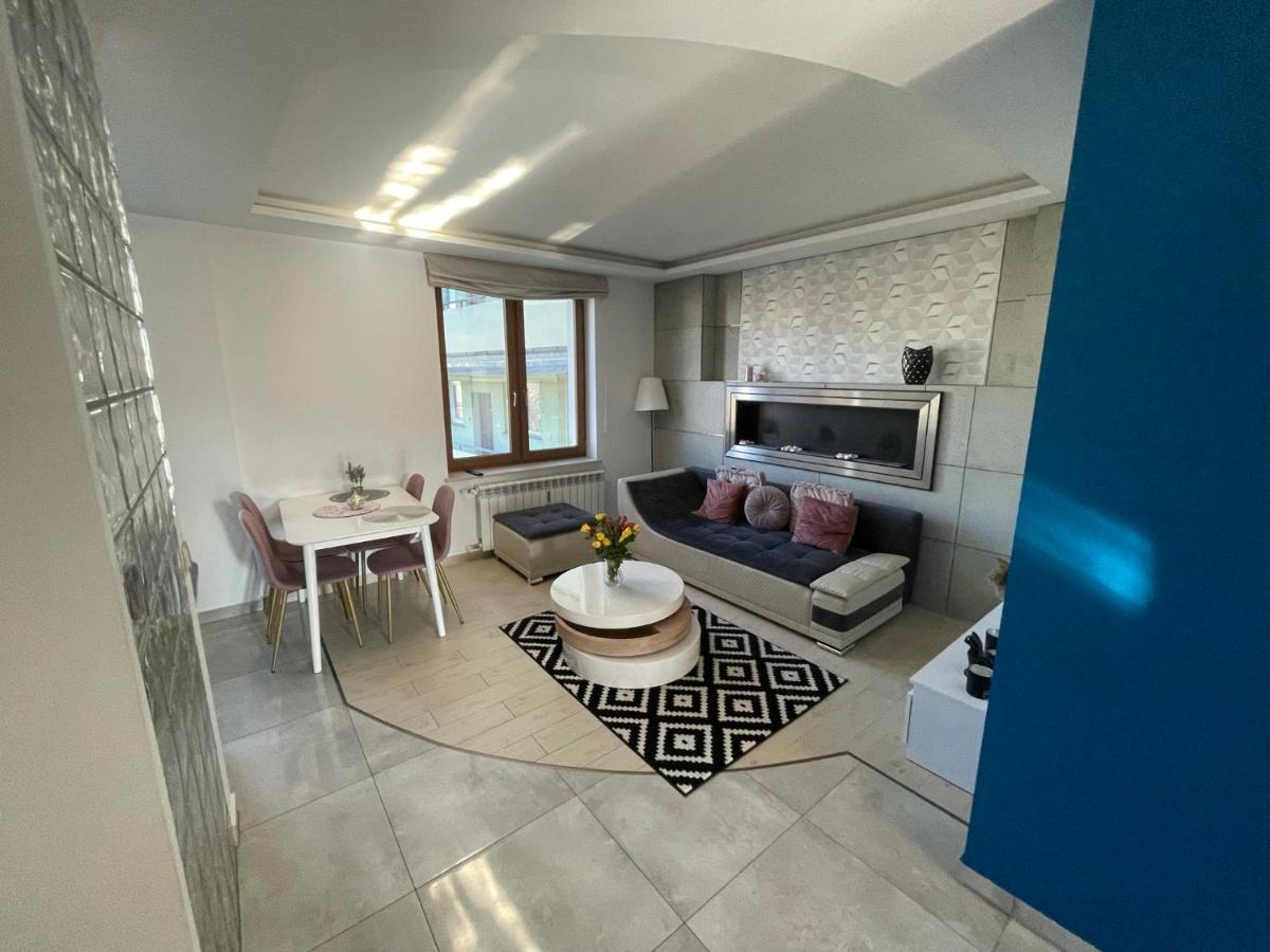 Luxury Blue Apartment By Marta ราดอม ภายนอก รูปภาพ