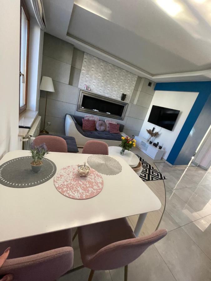 Luxury Blue Apartment By Marta ราดอม ภายนอก รูปภาพ